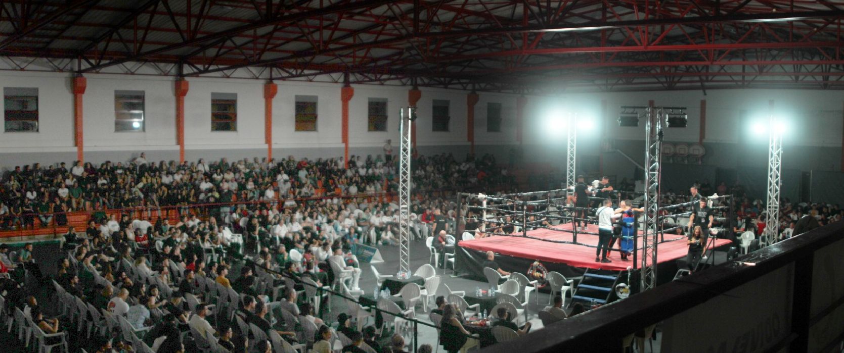 III Ramada Ultimate Fight levou cerca de 1700 espectadores ao Pavilhão da Secundária da Ramada