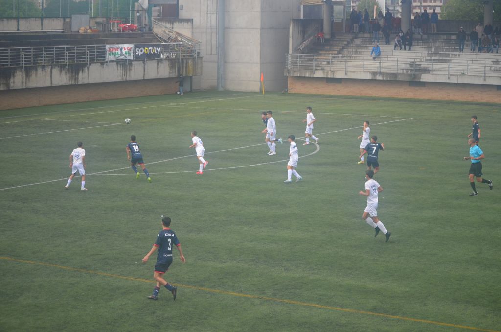 3º. jogo da manha de sexta-feira do Torneio do CAC Coruña 2 X Belenenses 0