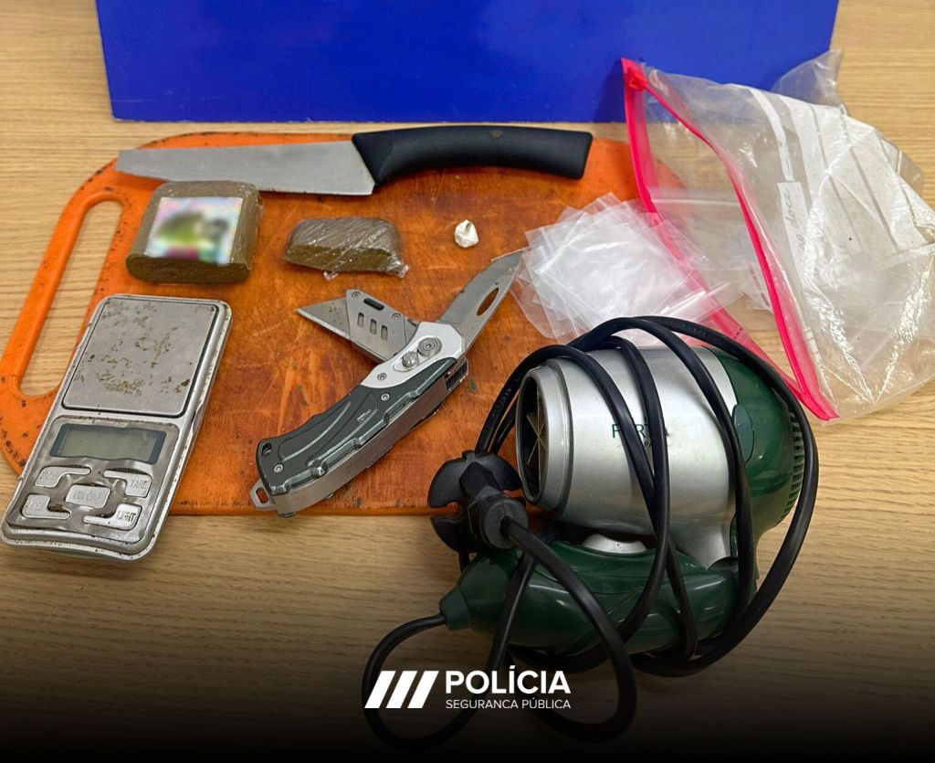 Detido por tráfico de estupefaciente, desobediência e condução sem habilitação legal