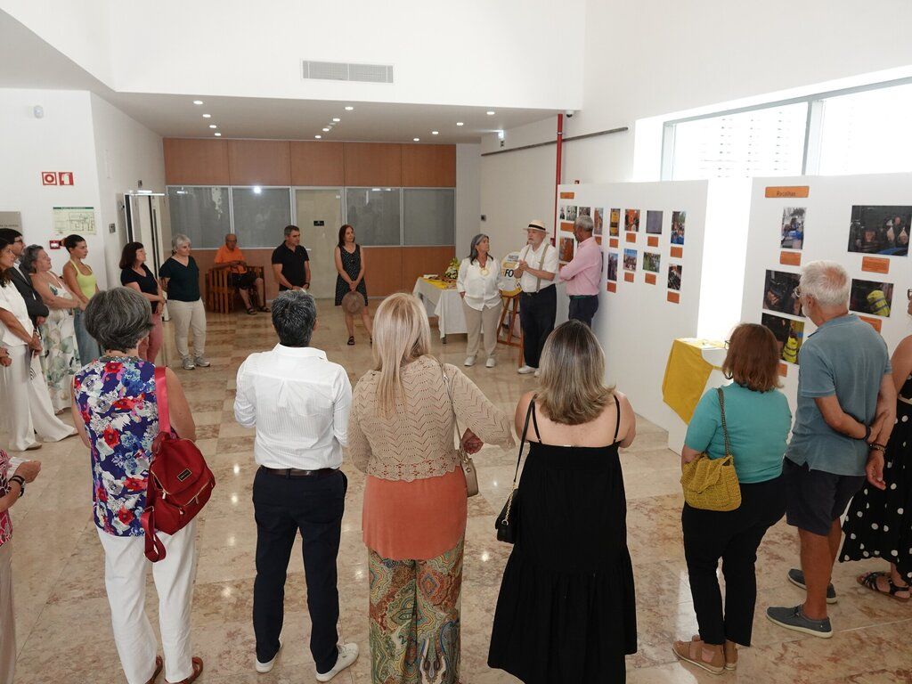 Exposição Fotografica patente na BMDD mostra atividade da REFOOD