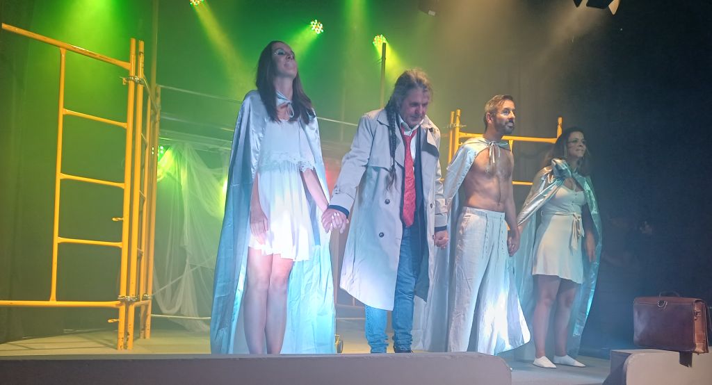 Estreia de “A Última Estação” com casa cheia