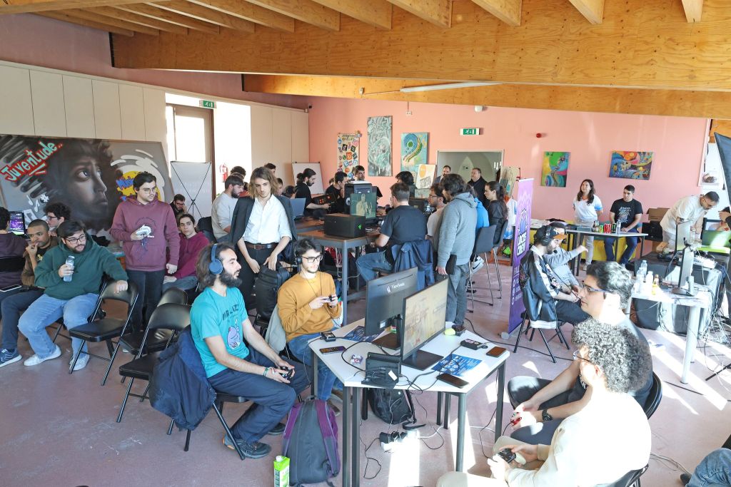 Torneio de Esports de Super Smash Bros na Casa da Juventude